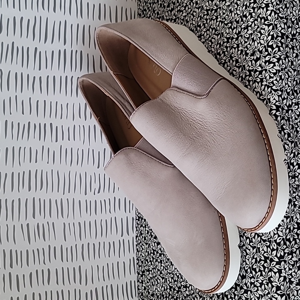 Franco Sarto Tan Loafers